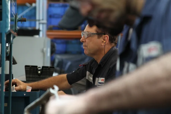 Turbo Brasil - Reparação de componentes diesel